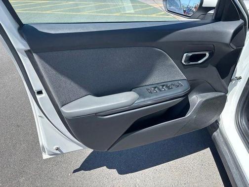 Snow White Pearl 2025 Kia K4 EX
