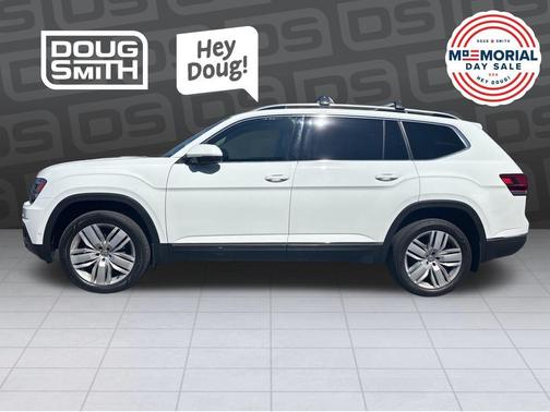 Pure White 2019 Volkswagen Atlas 3.6L SEL Premium
