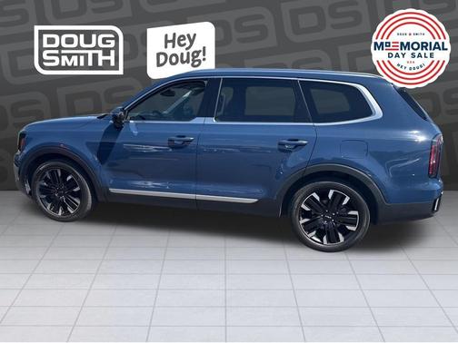 Midnight Black 2023 Kia Telluride SX