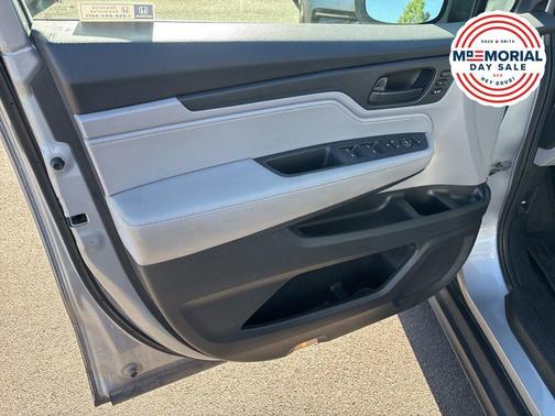 Silver 2019 Honda Odyssey EX-L