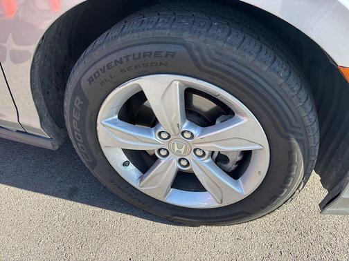 Silver 2019 Honda Odyssey EX-L