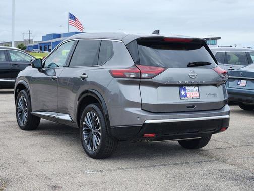 Gun Metallic 2026 Nissan Rogue Platinum