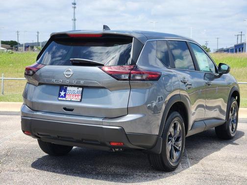 Gun Metallic 2026 Nissan Rogue SV