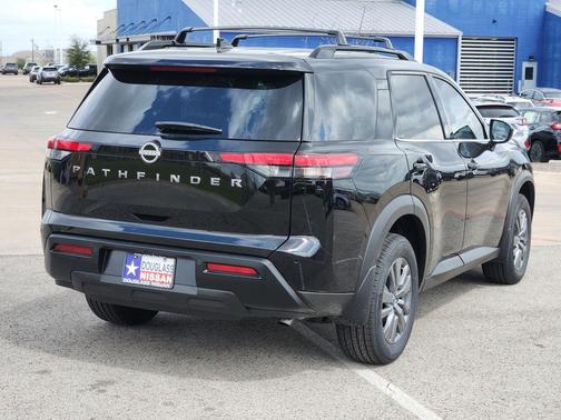 Black 2026 Nissan Pathfinder SV