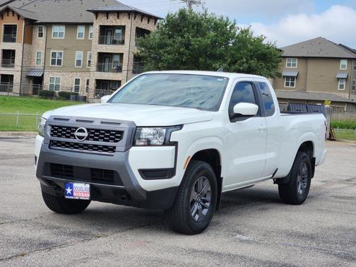 Glacier White 2025 Nissan Frontier SV
