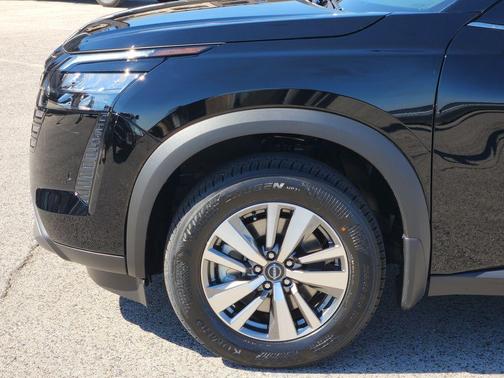 Black 2026 Nissan Pathfinder SL