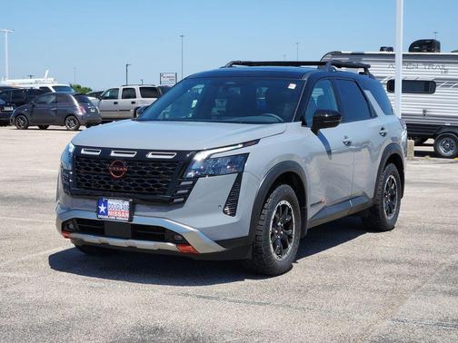 Boulder Gray Metallic 2026 Nissan Pathfinder Rock Creek
