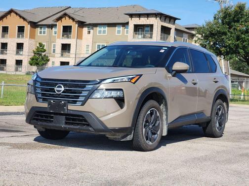 Baja Storm 2024 Nissan Rogue SV