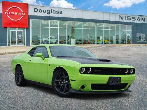 Sublime Clearcoat Metallic 2023 Dodge Challenger GT
