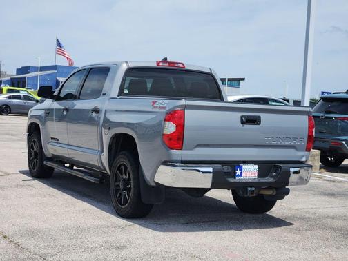 Cement 2021 Toyota Tundra SR5