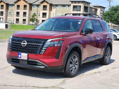 Scarlet Ember Tintcoat 2026 Nissan Pathfinder SV