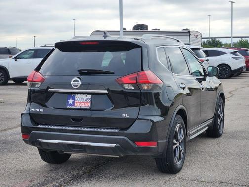 Magnetic Black 2017 Nissan Rogue SL