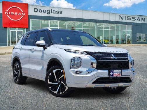 White Diamond / Black 2024 Mitsubishi Outlander SEL