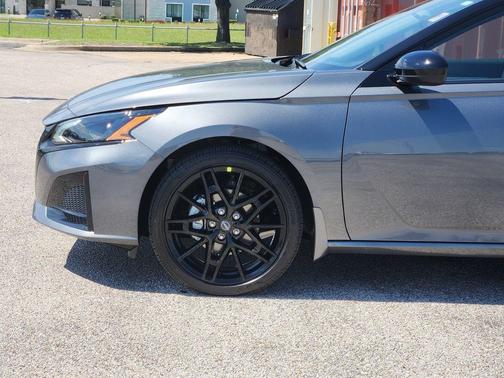 2t Gun Blk Roof 2026 Nissan Altima 2.5 SR