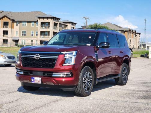 Coulis Red Pear 2026 Nissan Armada Platinum