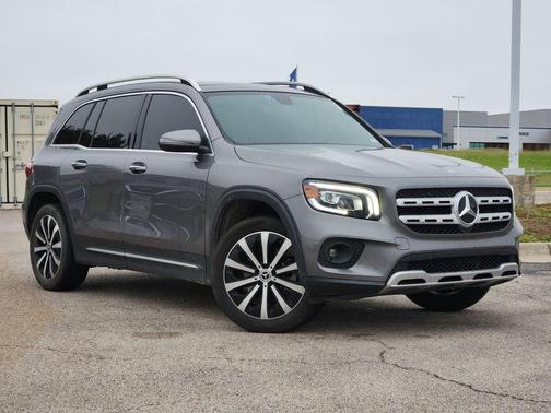 Mountain Gray Metallic 2022 Mercedes-Benz GLB 250 Base