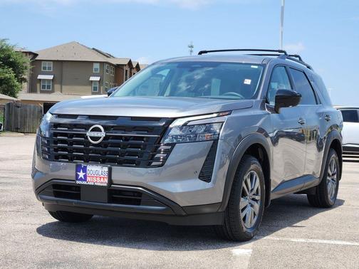 Gun Metallic 2026 Nissan Pathfinder SV