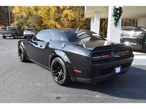 2022 Dodge Challenger R/T Scat Pack Widebody