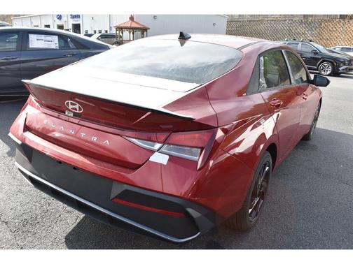 2026 Hyundai ELANTRA Sport