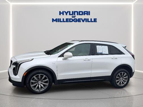 Crystal White Tricoat 2020 Cadillac XT4 Sport