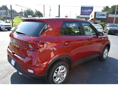 2025 Hyundai VENUE SE