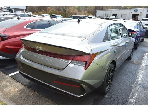 2026 Hyundai ELANTRA Sport