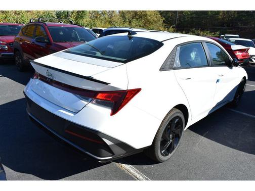 2026 Hyundai ELANTRA Sport