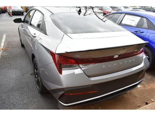 2026 Hyundai ELANTRA Sport