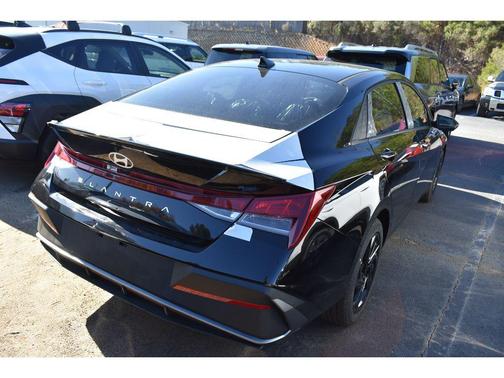 2026 Hyundai ELANTRA Sport