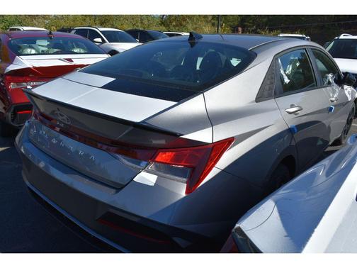 2026 Hyundai ELANTRA Sport