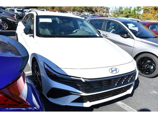 2026 Hyundai ELANTRA Sport