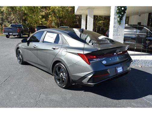 2026 Hyundai ELANTRA Sport