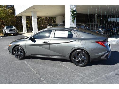 2026 Hyundai ELANTRA Sport