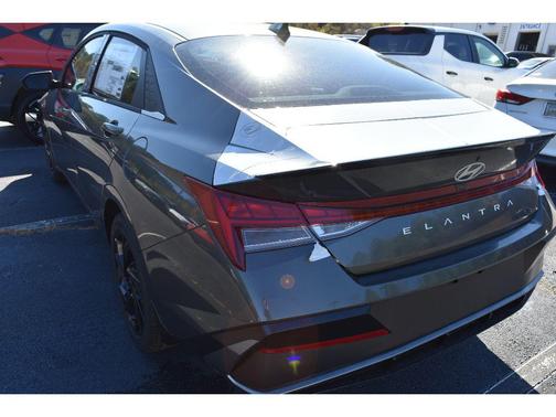 2026 Hyundai ELANTRA Sport