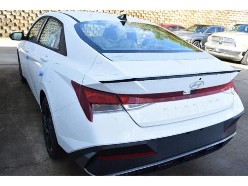 2026 Hyundai ELANTRA Sport