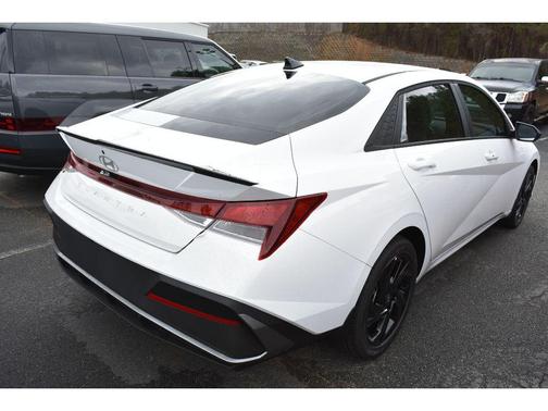 2026 Hyundai ELANTRA Sport