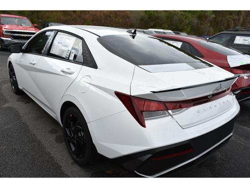 2026 Hyundai ELANTRA Sport