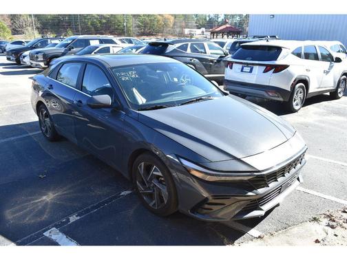 2024 Hyundai ELANTRA Limited