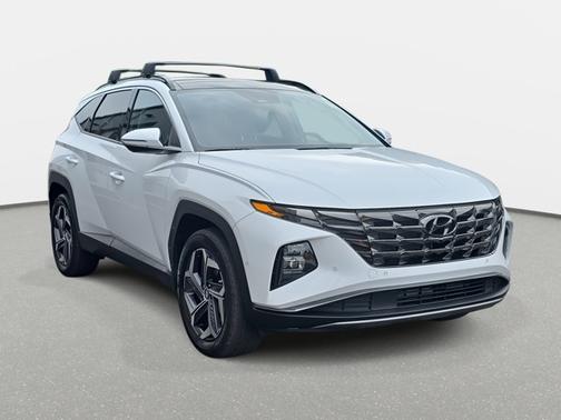 White 2023 Hyundai TUCSON Hybrid Limited