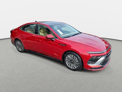 2025 Hyundai SONATA Hybrid Limited