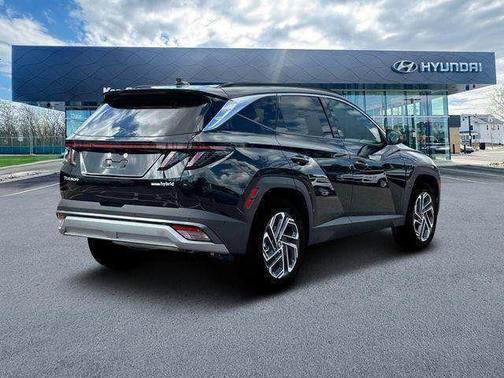 2025 Hyundai TUCSON Hybrid Limited