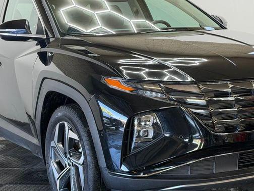 Phantom Black 2023 Hyundai TUCSON Limited