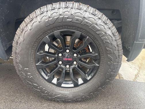 2022 GMC Sierra 1500 AT4X