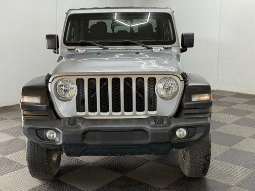 2020 Jeep Gladiator Sport
