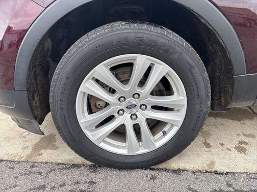 Burgundy 2019 Ford Explorer XLT