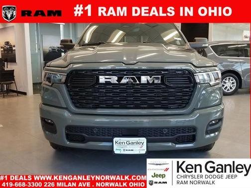 2025 RAM 1500 Big Horn/Lone Star