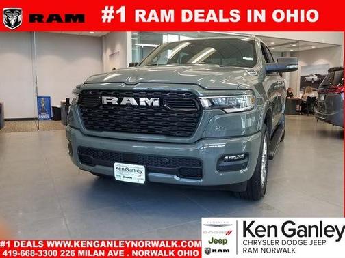 2025 RAM 1500 Big Horn/Lone Star