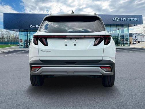 2025 Hyundai TUCSON SEL Convenience