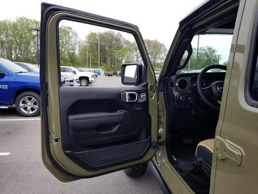 41 2026 Jeep Gladiator Sport