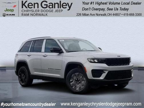2025 Jeep Grand Cherokee Laredo